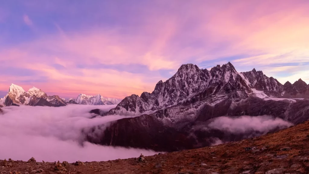 Scenic view of the Himalaya range at Gokyo Ri