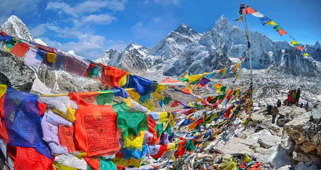 Explore the majestic peaks that await you on the Gokyo Trek